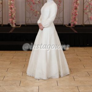 Ivory Victorian Gown for rent