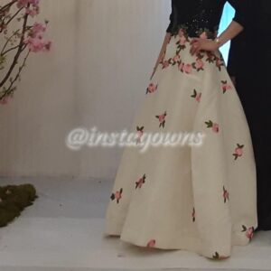 Stunning Oscar Black & Cream Gown for sale