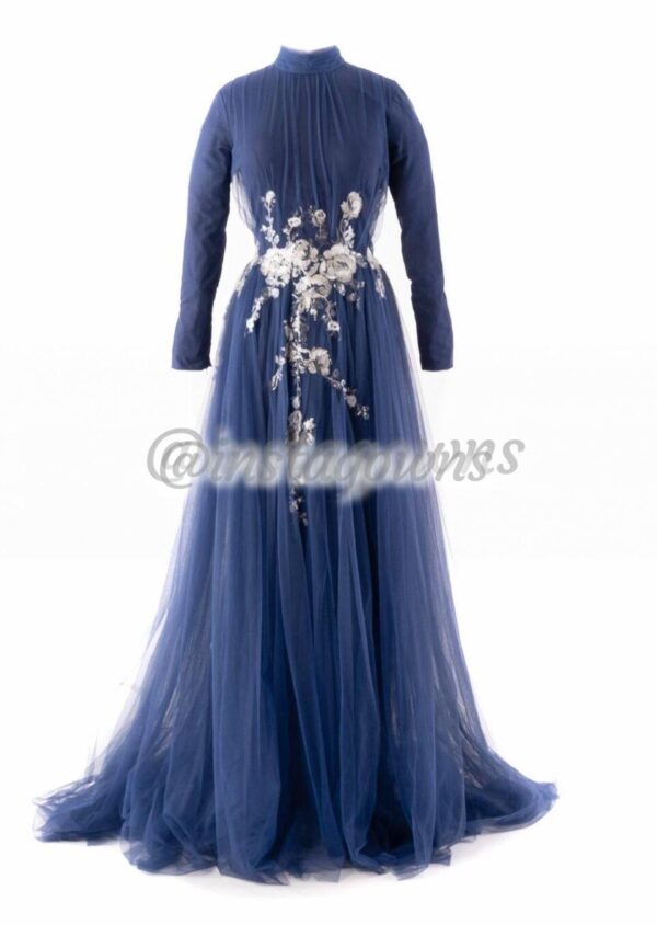 Ladies Brand New, never worn Blue Gown for Rent or Sale
