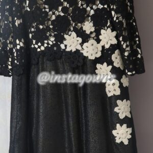 Mother of bride excellent fit black and white lace gorgeous gown for rent or sale