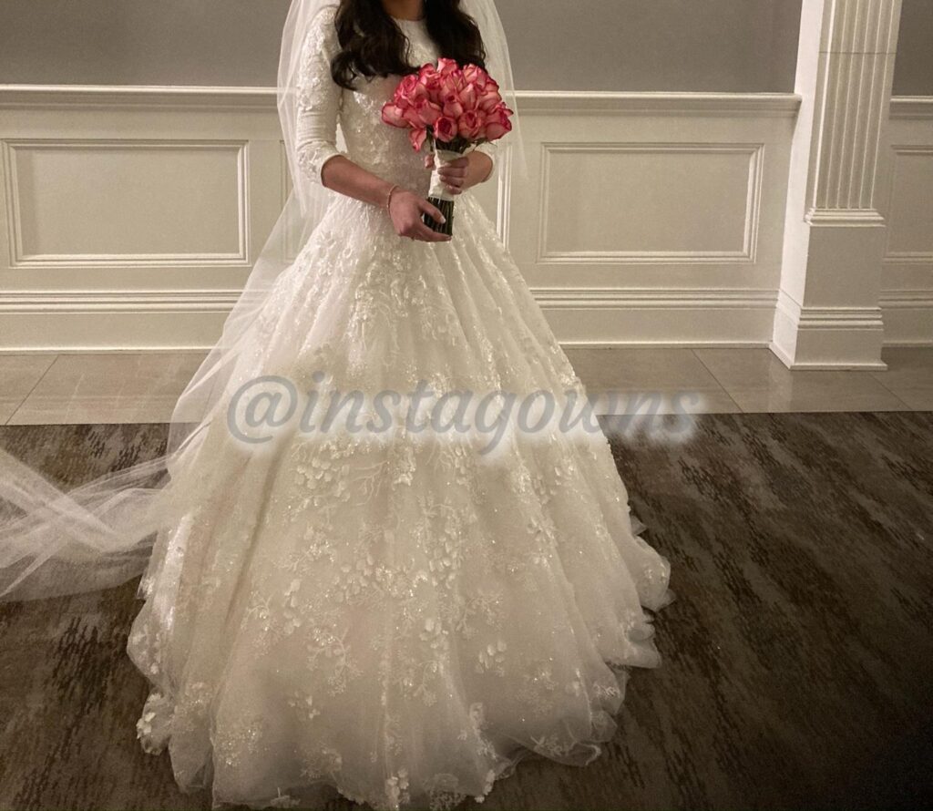 Miri’s stunning wedding Gown for sale Instagowns