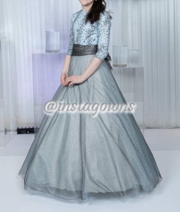 Gorgeous light blue/silver tulle sparkly Gown for Rent or Sale