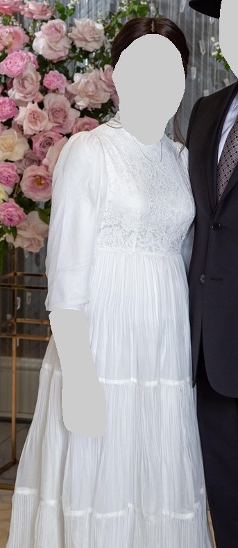 Gorgeous White Lace Maternity Gown for sale
