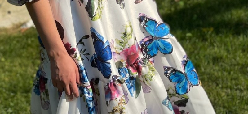 A Magnificent Floral Miri Couture with a 4D Design gown for sale or rent