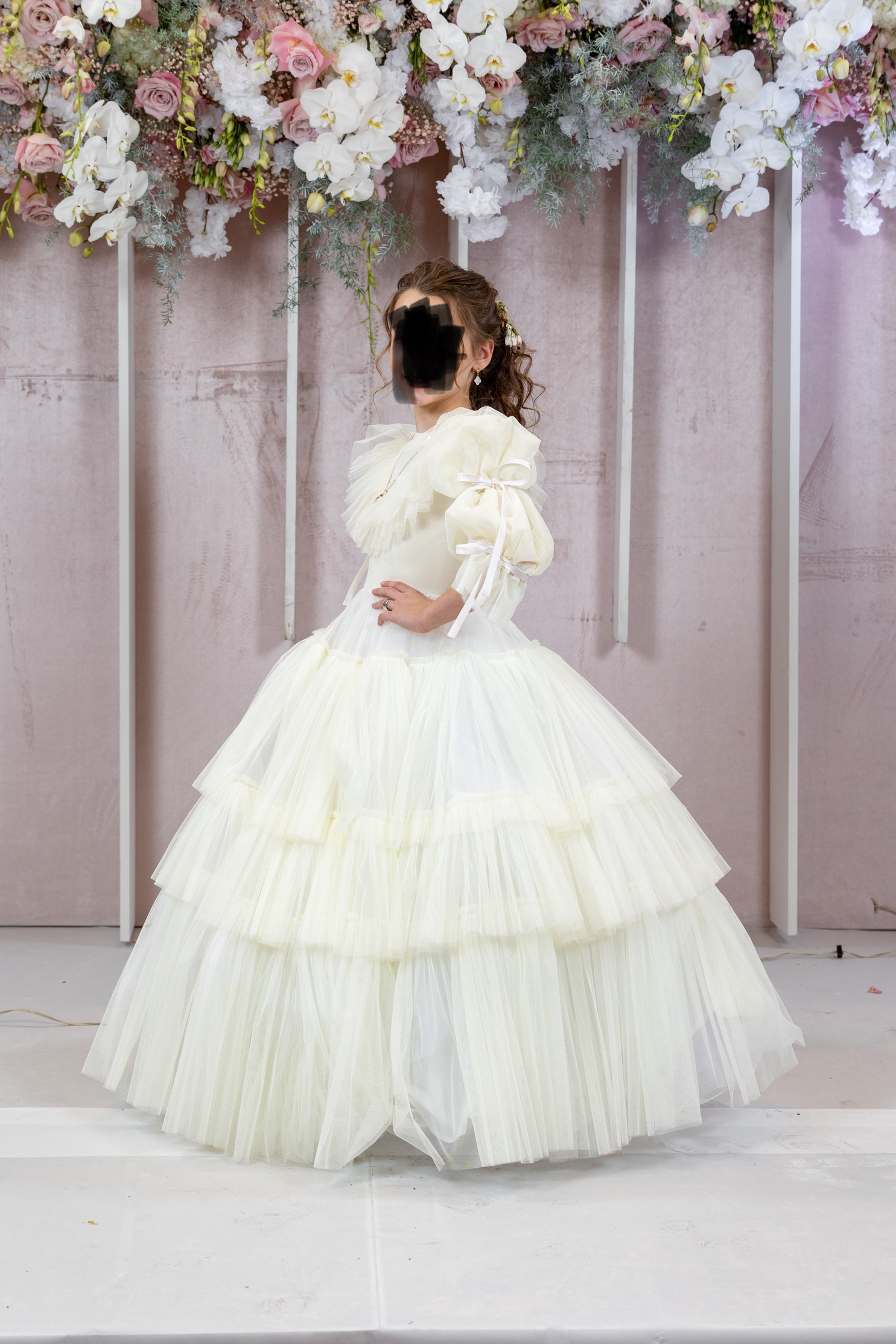 Elegant Beautiful white custom sister of the bride gown for sale