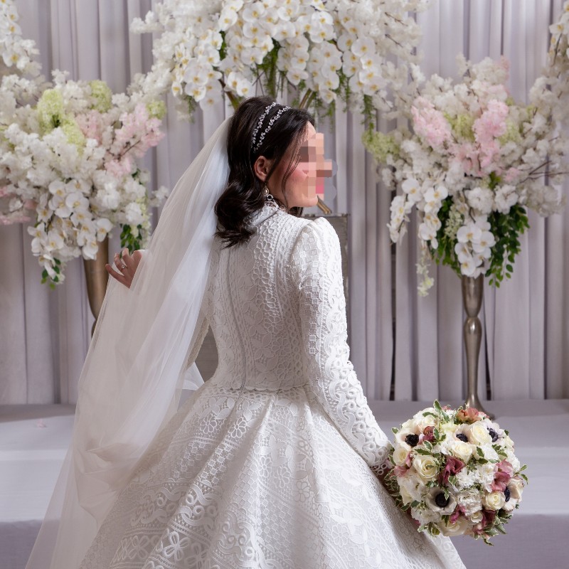 Stunning lace bridal gown for sale