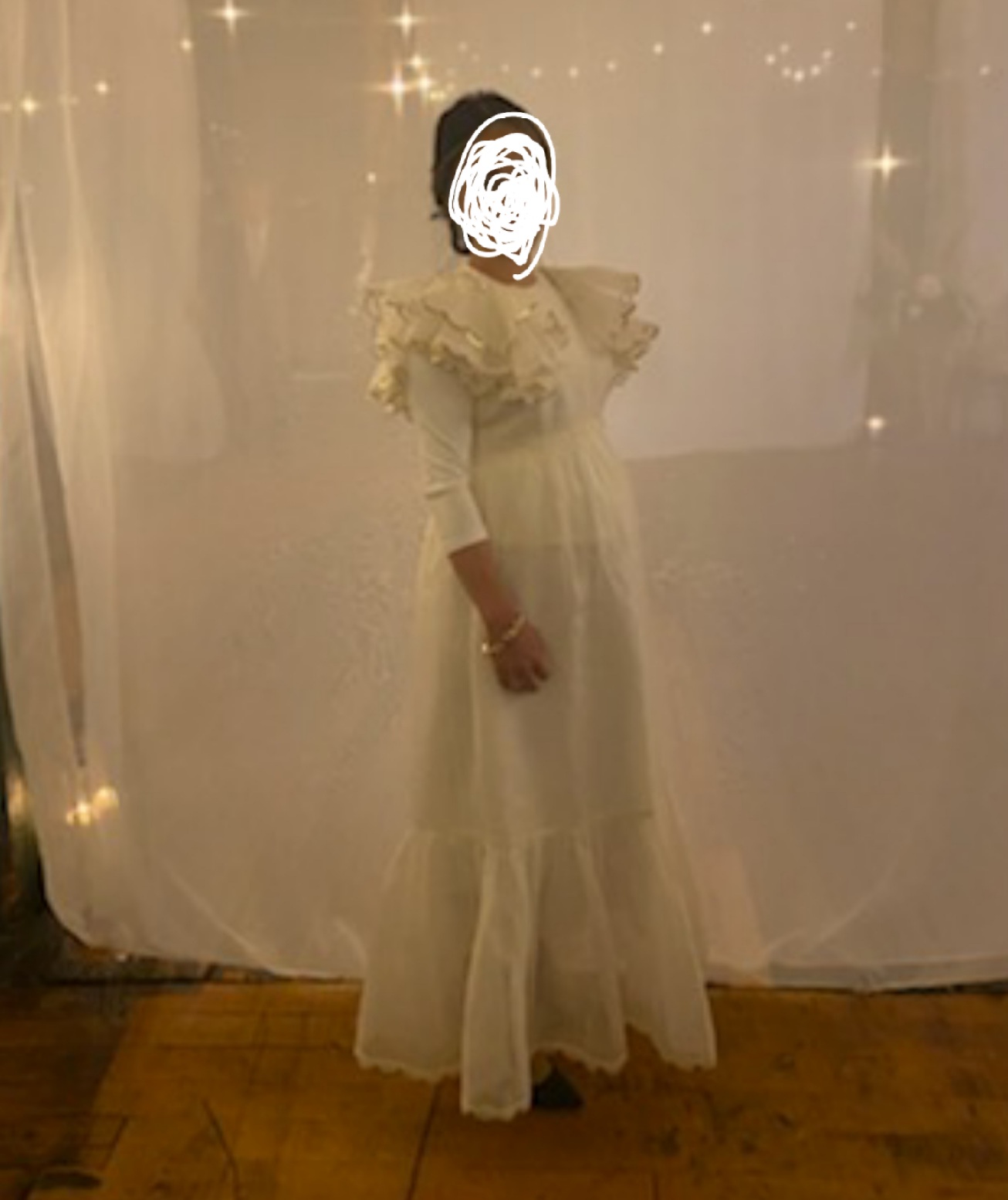 Magnificent Zimmerman gown with gold edged statement sleeves for sale