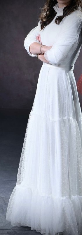 Stunning white Exquisite Gown for sale