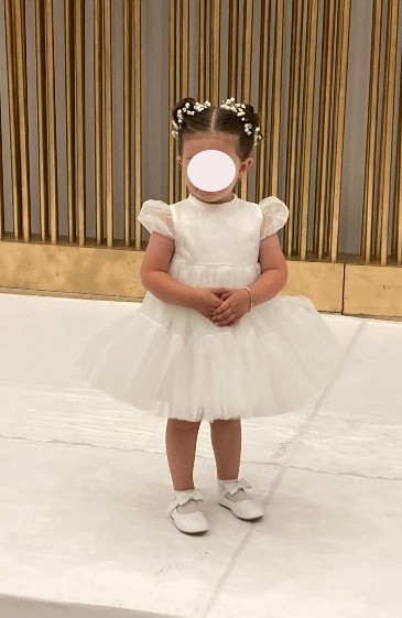Stunning kids white dress/gown for rent