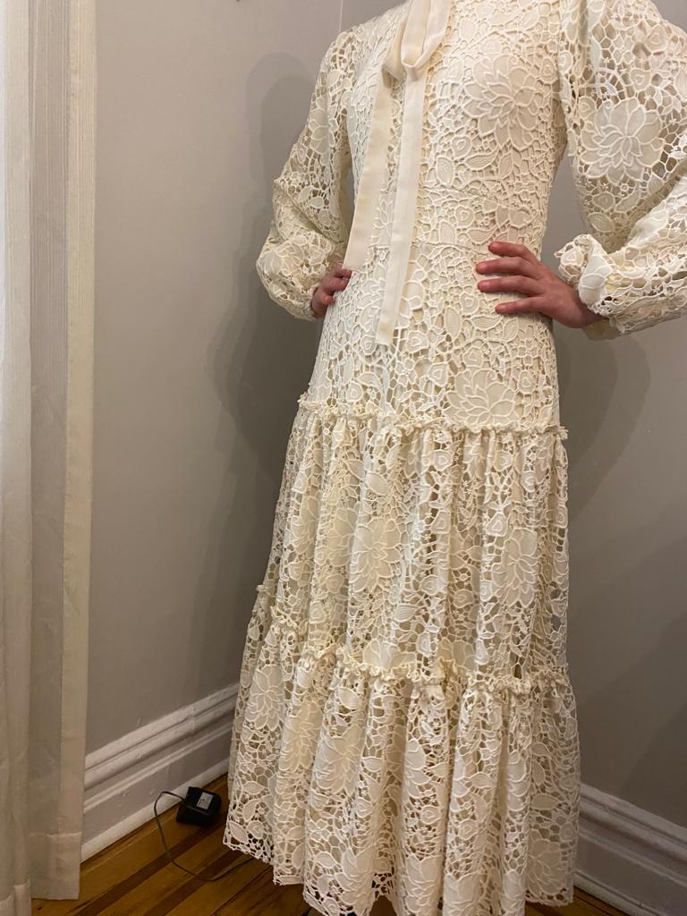 Stunning white dress for sale