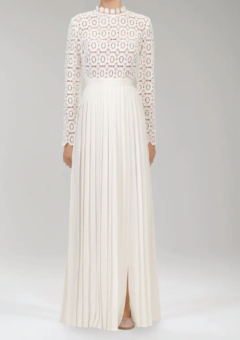 Magnificent Self-Portrait Ivory Gown for Sale – Instagowns