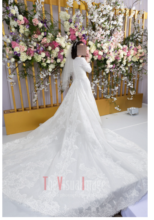 La Premiere Bridal Gown for Sale