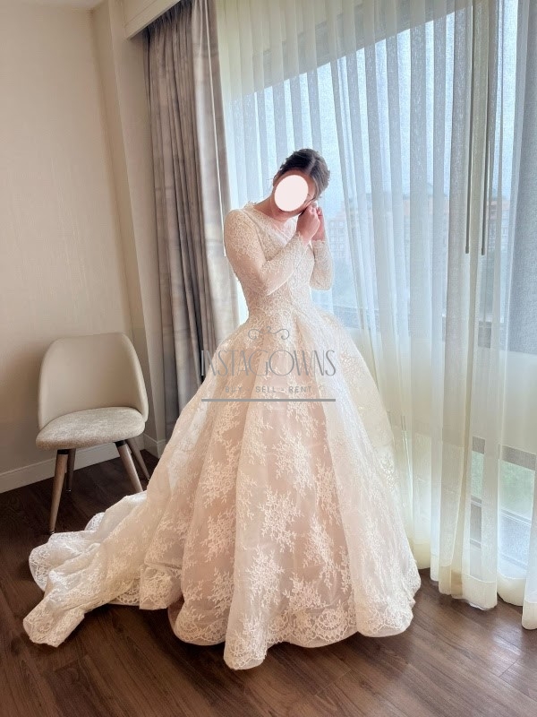 Exquisite Couture Monique Lhuillier 'Alexandra' Bridal Gown for Sale