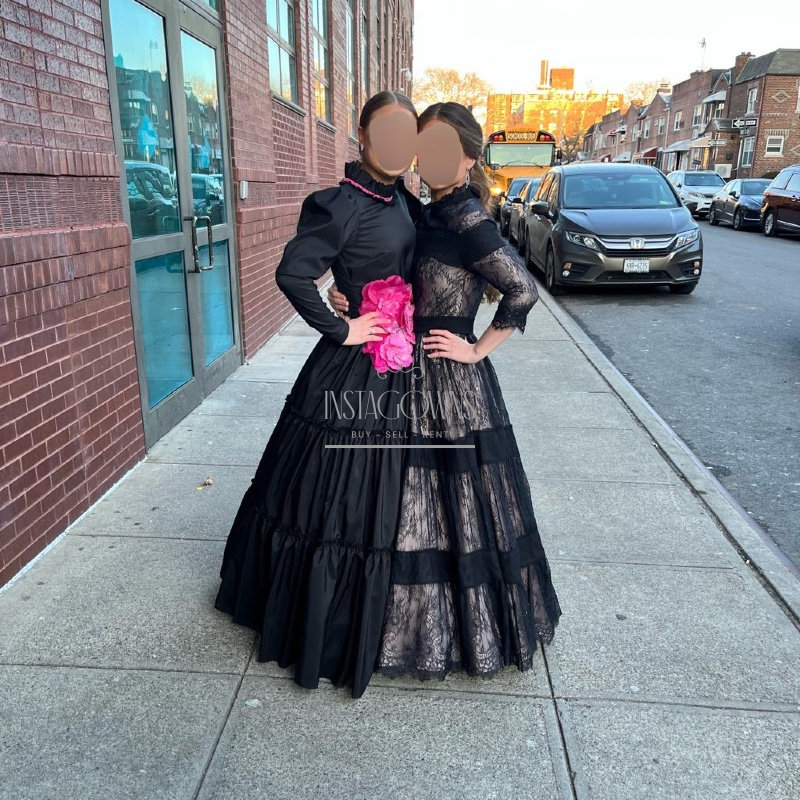 Elegant Silouette black and light pink sister of bride gown for rent/sale