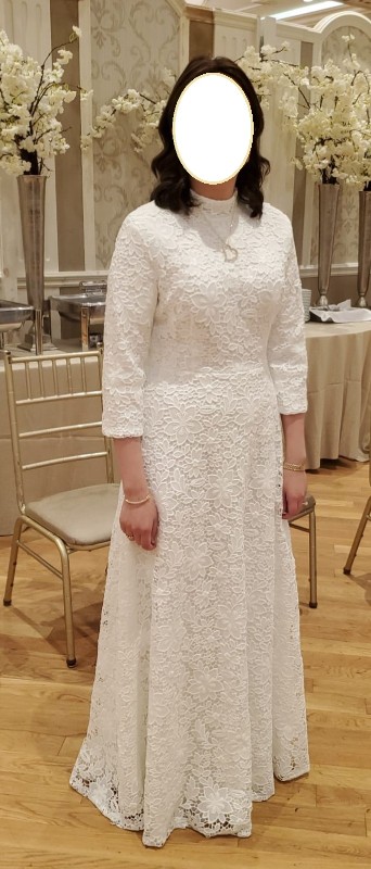 Beautiful White Lace Gown For Sale