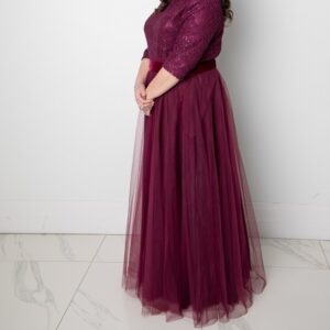 Exquisite sister of the bride wine gown for rent/sale