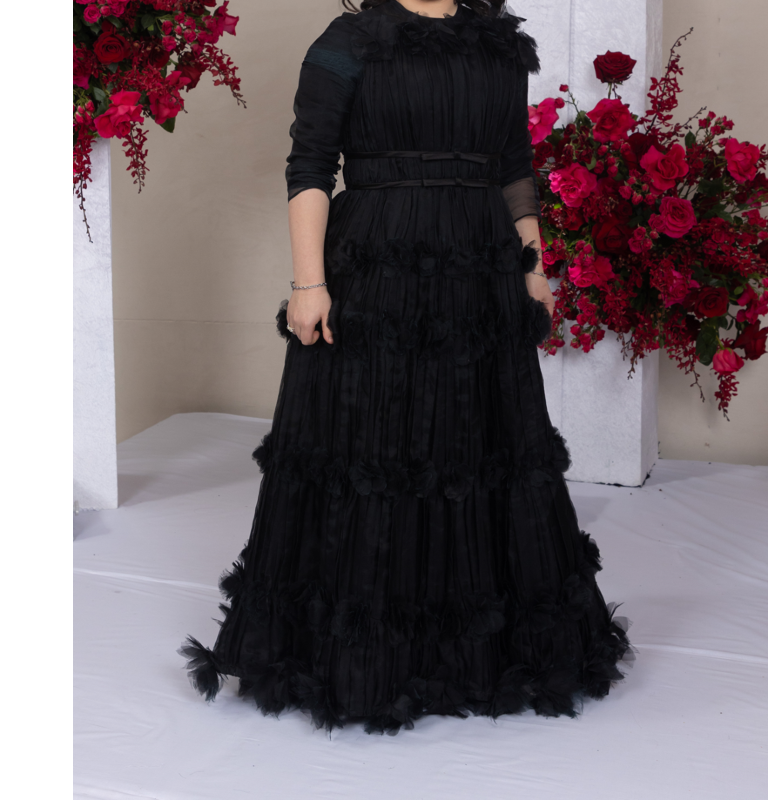 beautiful-black-custom-made-gown-for-sale-instagowns