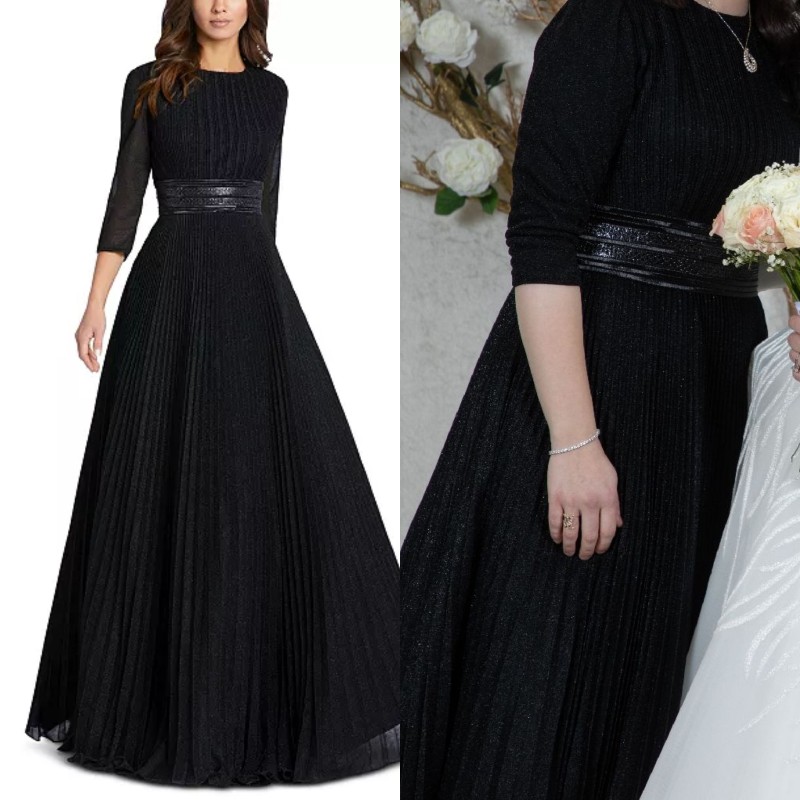 Mac Duggal Black slenderizing gown for sale