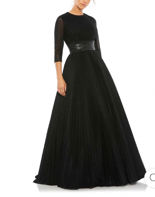 Elegant Mac Duggal sister of the bride gown gown for sale