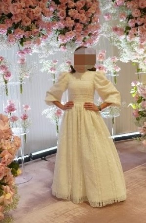 Beautiful white lace sister of the bride dress by Devoiry Deutch for sale