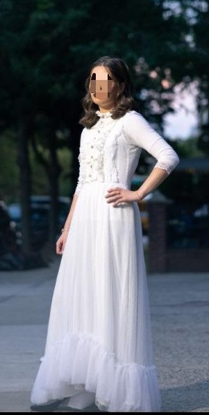 Designer Philosophy De Lorenza Vintage white lace Gown for sale