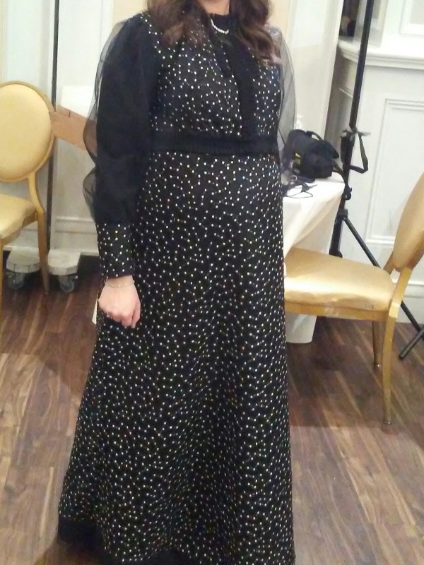 Elegant Black and White Maternity Gown for rent/sale