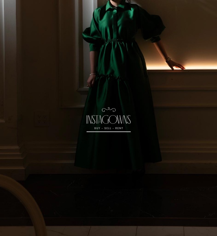 Stunning designer Dress/Gown for sale