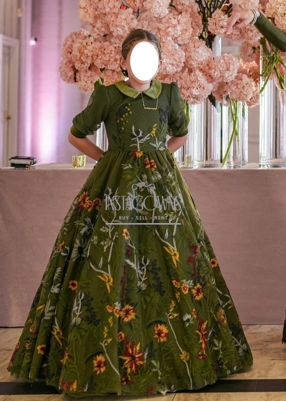 Spectacular green girl’s gown for sale