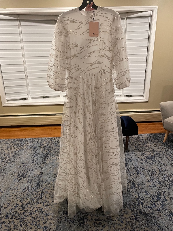 Beautiful Brand New Exquisite White Tulle Gown for Sale