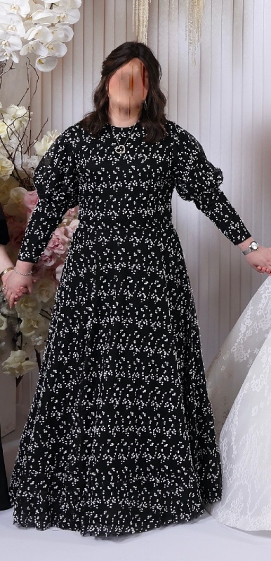 Black and white Exquisite Gown for rent/sale