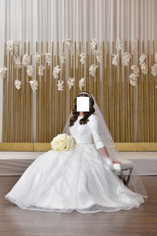Beautiful Custom made Bridal gown for sale