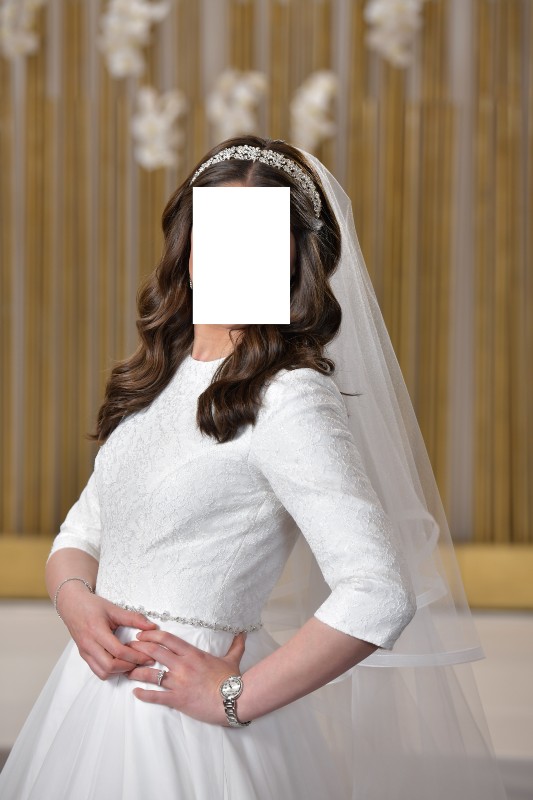 Beautiful Custom made Bridal gown for sale