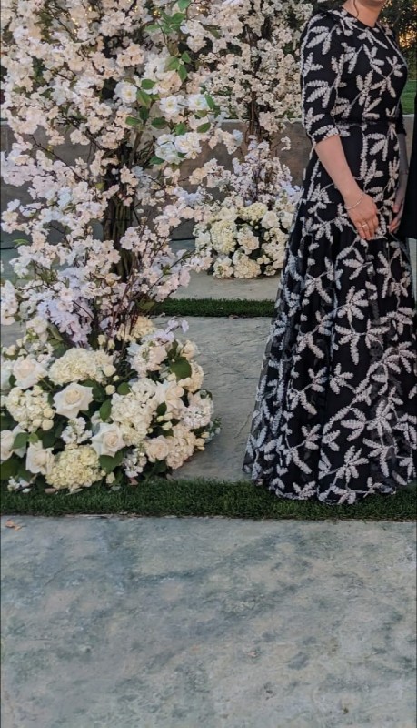 Stunning Exquisite black gown with white floral design for Sale