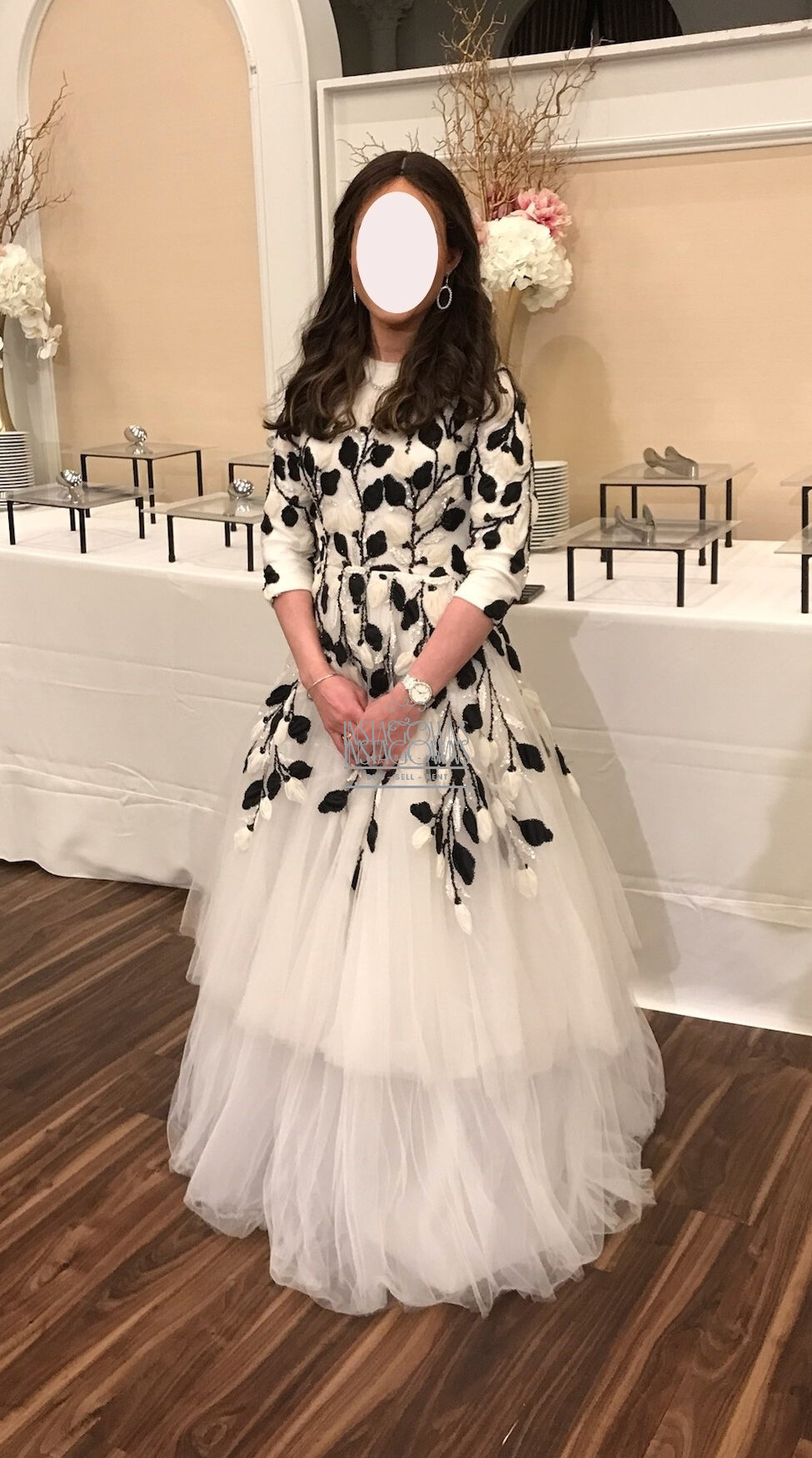 Gorgeous Miris black/white gown for rent