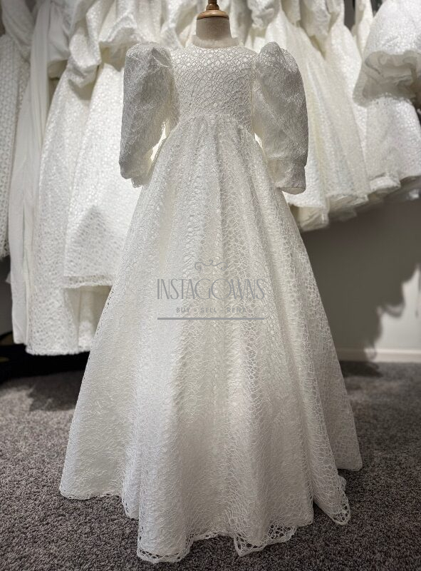 14 brand new magnificent white abstract lace gowns for sale