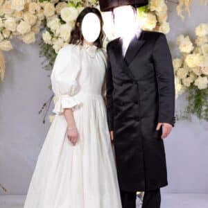 Gorgeous Carolina Herrera, Ivory Gown for Sale