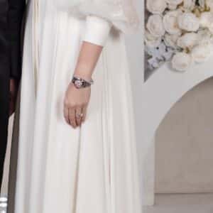 Elegant Sister of the Bride
