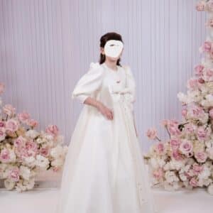 Beautiful Girls ivory gown.