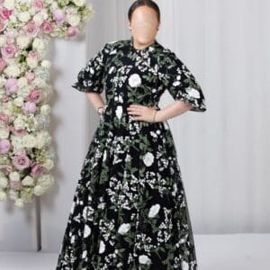 Beautiful custom made Oscar de le renta gown for sale