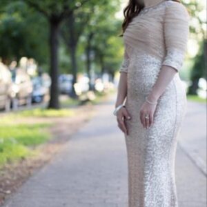 Badgley Mischka Gold Gown for Sale, beautiful flattering fit